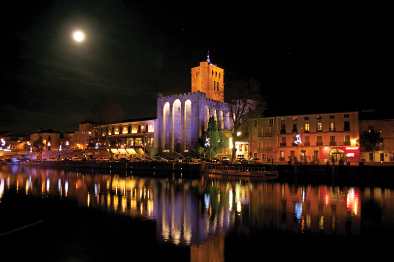 Amura,Agde,AmuraWorld,Amura Yachts,Cap d'Agde,Languedoc, Un paseo en yate por el río Hérault y el Mediterráneo es ideal para conocer las orillas de la ciudad.