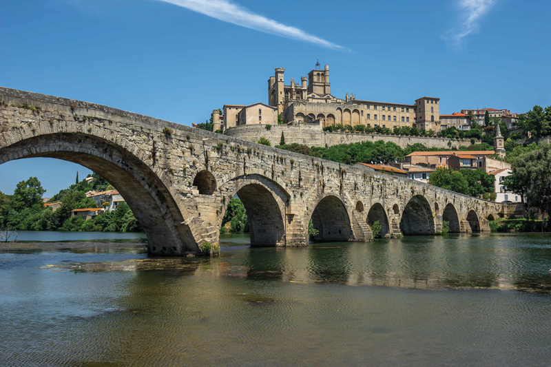 Amura,Agde,AmuraWorld,Amura Yachts,Cap d'Agde,Languedoc, In Béziers you can appreciate the castles of 19th. century, built around the wine domains.