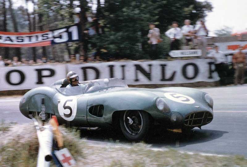Amura, AmuraWorld,AmuraYachts,Groenlandia,Ford vs Ferrari, Shelby en un Aston Martin DB3R donde ganó las 24hrs Le Mans en 1959. 