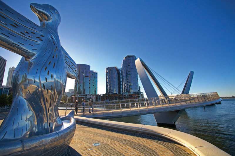 Amura,Amura World,Amura Yachts,Australia,Australia Occidental, Elizabeth Quay's sculptures are worth seeing 