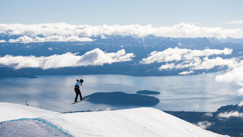 Amura, Amura World,Homenaje a la vida,Extreme Adrenaline, El ser humano ha desarrollado cada vez más alas para volar. 