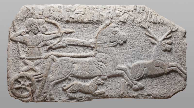 Amura,AmuraWorld,AmuraYachts,Anatolia, un mosaico de mil culturas, Relieve con escena<br />de caza en el Louvre; exposición 'Los reinos olvidades de Hititas y Arameos'.