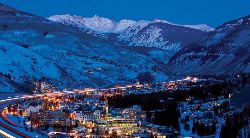 Amura,AmuraWorld,AmuraYachts,Top 10: Destinos para esquiar, Con 600 km de pistas, Courchevel es uno de los lugares de esquí más vastos de Europa. / With 372 miles of slopes, Courchevel is one of the largest ski areas in Europe.