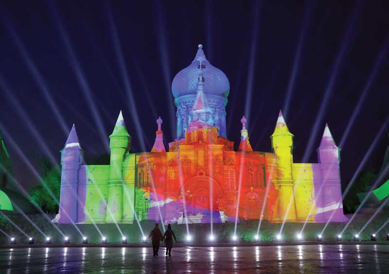 Amura,AmuraWorld,AmuraYachts,Top 10: Destinos para esquiar,Las bellas artes en blanco, One of the works of the Harbin International Ice and Snow Sculpture Festival.