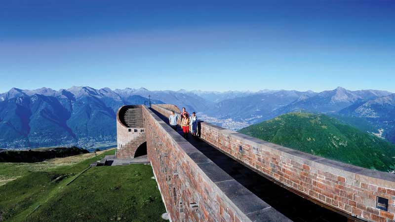 Amura,AmuraWorld,AmuraYachts,Un viaje al arte y la arquitectura alpina, Capella Santa Maria degli Angeli, diseñada por Mario Botta, localizada en Lugano, al sureste de Suiza.