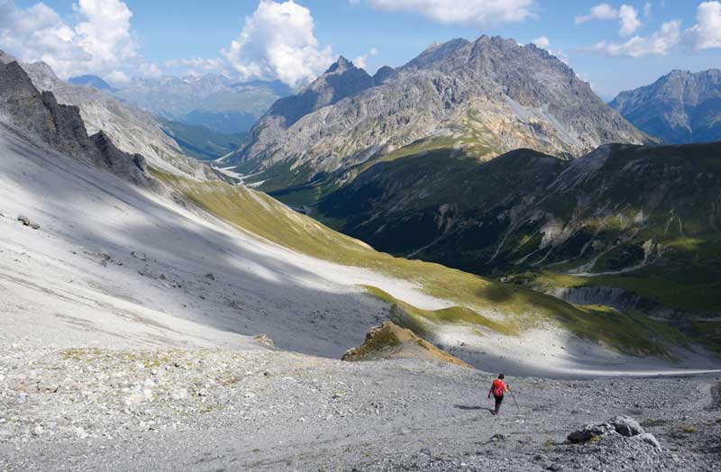 Amura,AmuraWorld,AmuraYachts,Paraíso natural, Trails are allowed in the Swiss National Park, respecting the marked trails.