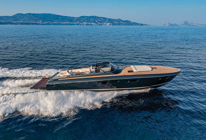 Amura,AmuraWorld,AmuraYachts,Top of the world, Itama 62RS, de Ferretti Group.