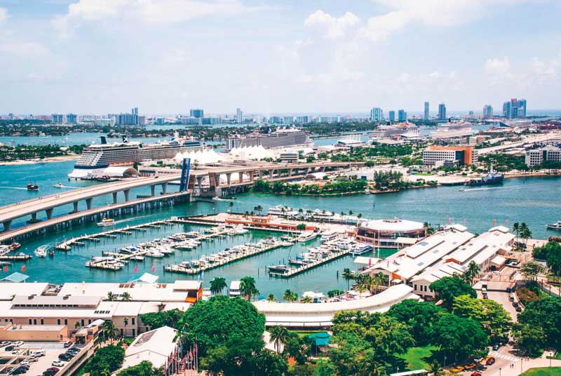 Amura,AmuraWorld,AmuraYachts,Big Boats Collection, Más de 1,000 embarcaciones se mostraron en el Miami International Boat Show.